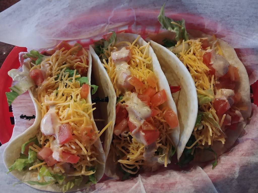 Sneaky Petes | restaurant | 3152 Lighthouse Dr, Fairfield, OH 45014, USA | 5138602221 OR +1 513-860-2221