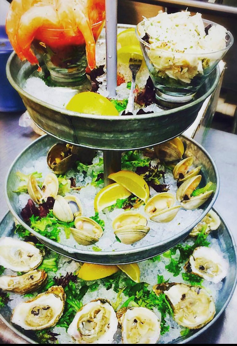 Norfolk Seafood Company & Big Easy Oyster Bar | restaurant | 111 W Tazewell St, Norfolk, VA 23510, USA | 7572276222 OR +1 757-227-6222