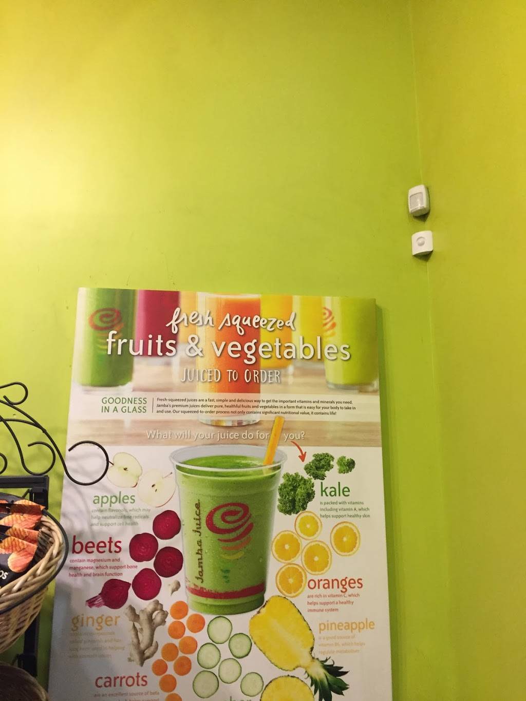 Jamba Juice Ventura & Hayvenhurst | restaurant | 16443 Ventura Blvd, Encino, CA 91436, USA | 8185010046 OR +1 818-501-0046