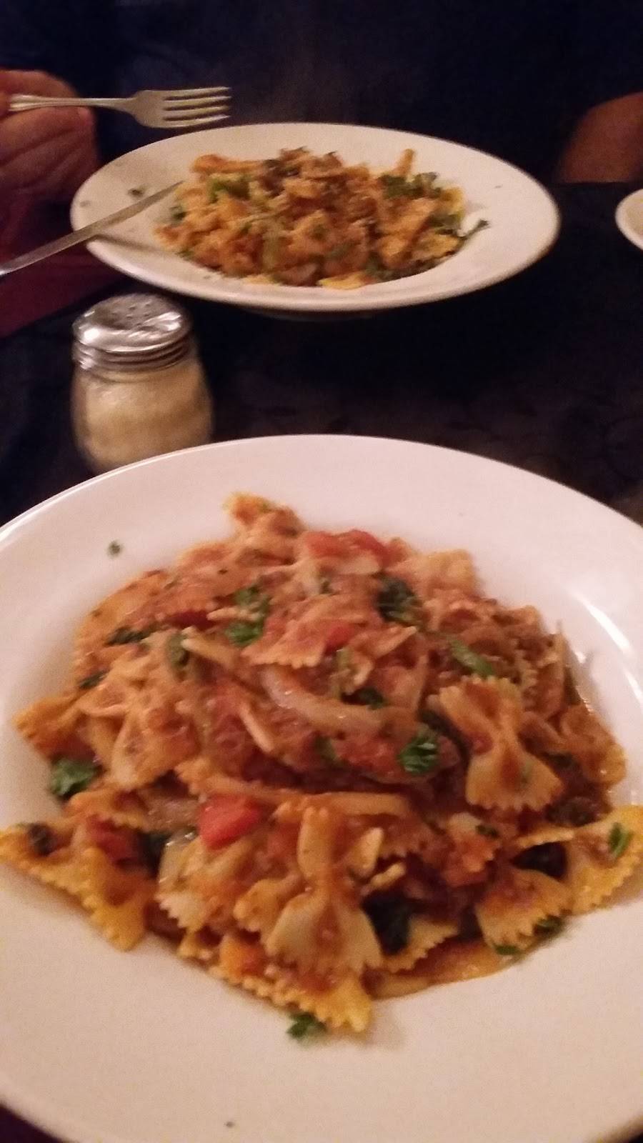 Avanti | restaurant | 1317 Hall Ave, Windsor, ON N8X 4R2, Canada | 5192530465 OR +1 519-253-0465