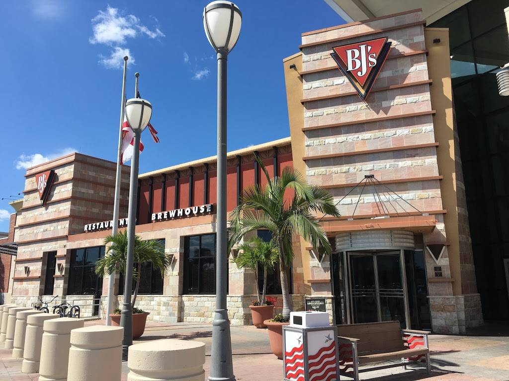 BJs Restaurant & Brewhouse | restaurant | 8002 Citrus Park Dr, Tampa, FL 33625, USA | 8138521910 OR +1 813-852-1910