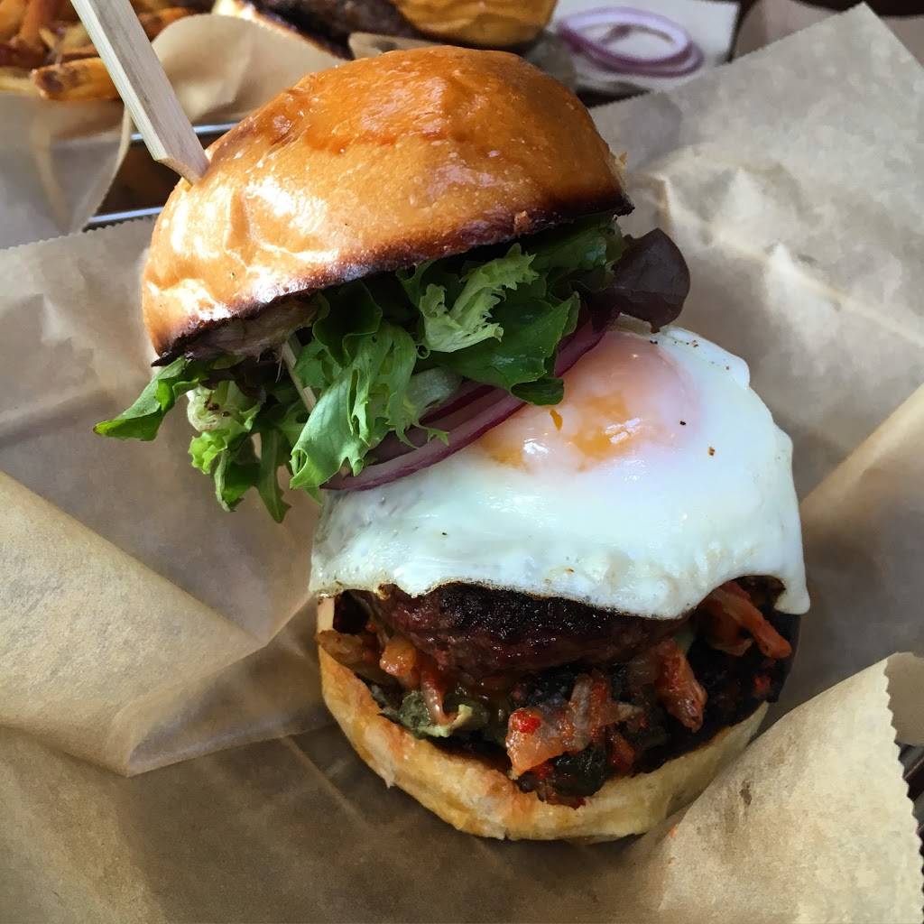 The Worthy Burger | restaurant | 56 Rainbow St, South Royalton, VT 05068, USA | 8027632575 OR +1 802-763-2575