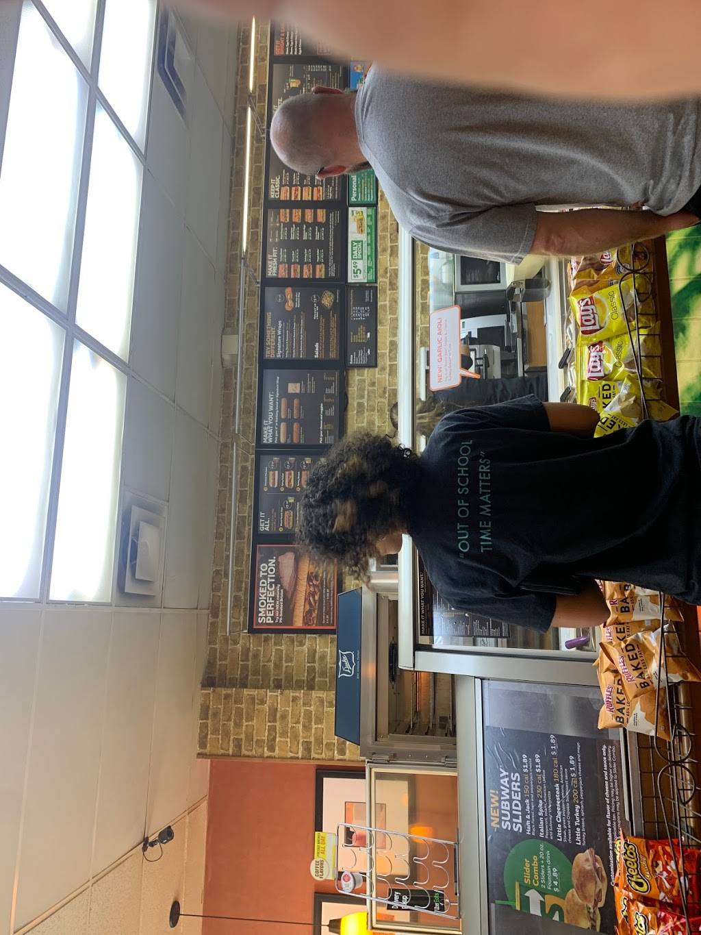 Subway | restaurant | 2181 Nolensville Pike, Nashville, TN 37211, USA | 6152563604 OR +1 615-256-3604