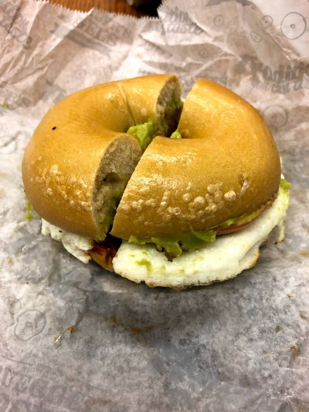 Brueggers Bagels | bakery | 2600 W Terminal Boulevard Terminal 2, Morrisville, NC 27623, USA | 9193843410 OR +1 919-384-3410