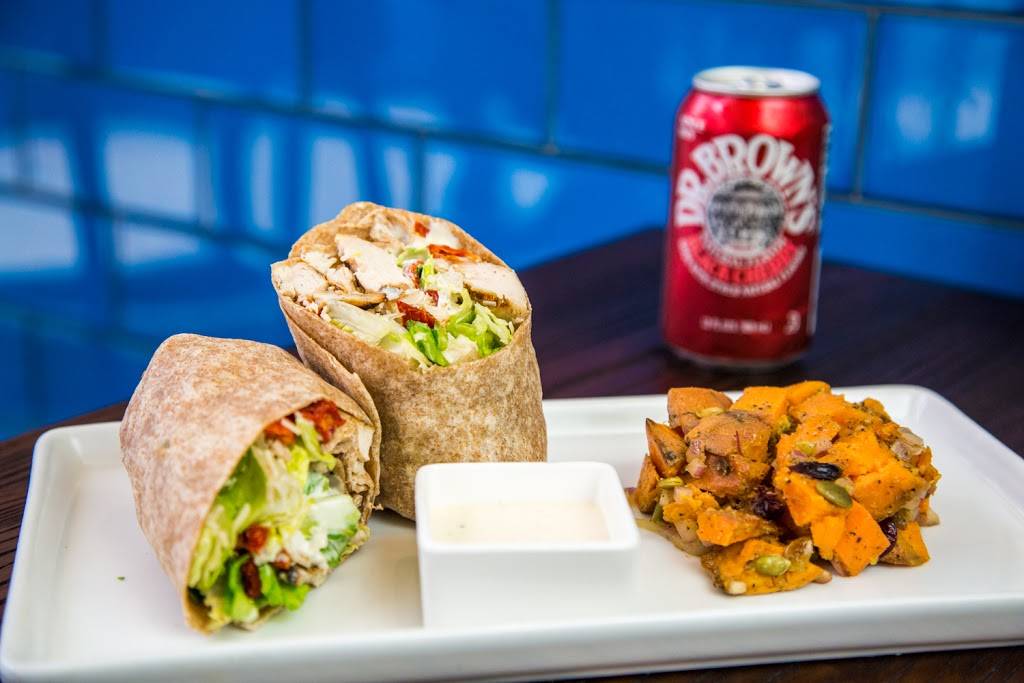 Milts Extra Innings | restaurant | 3409 N Broadway, Chicago, IL 60657, USA | 7736616384 OR +1 773-661-6384