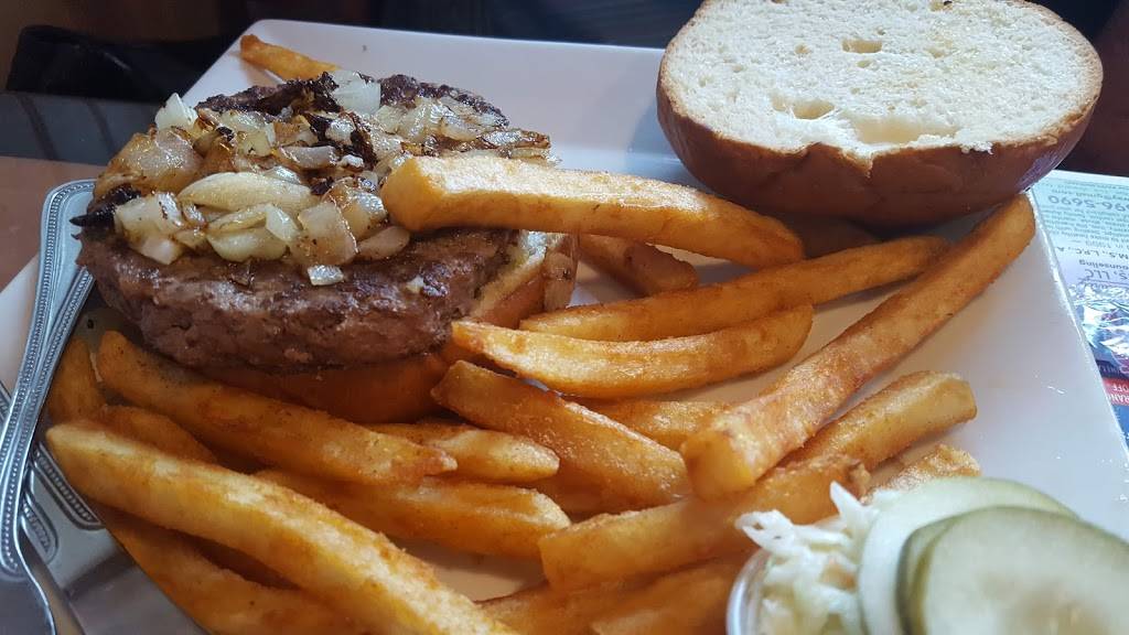 Chestnut Diner and Bistro | restaurant | 2578 E Chestnut Ave, Vineland, NJ 08361, USA | 8566963381 OR +1 856-696-3381