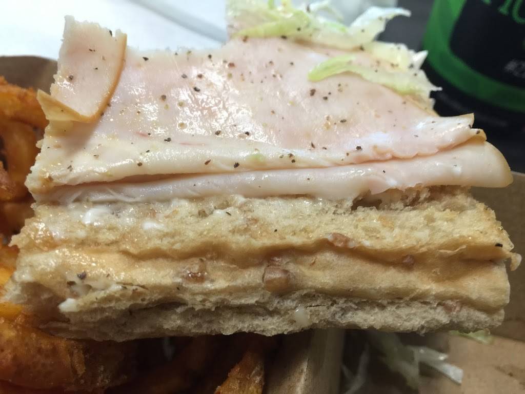 Deli Delicious | restaurant | 12 S Main St, Porterville, CA 93257, USA | 5597838857 OR +1 559-783-8857