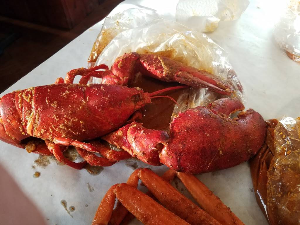 Crab Pub | restaurant | 6011 El Cajon Blvd, San Diego, CA 92115, USA | 6192296679 OR +1 619-229-6679