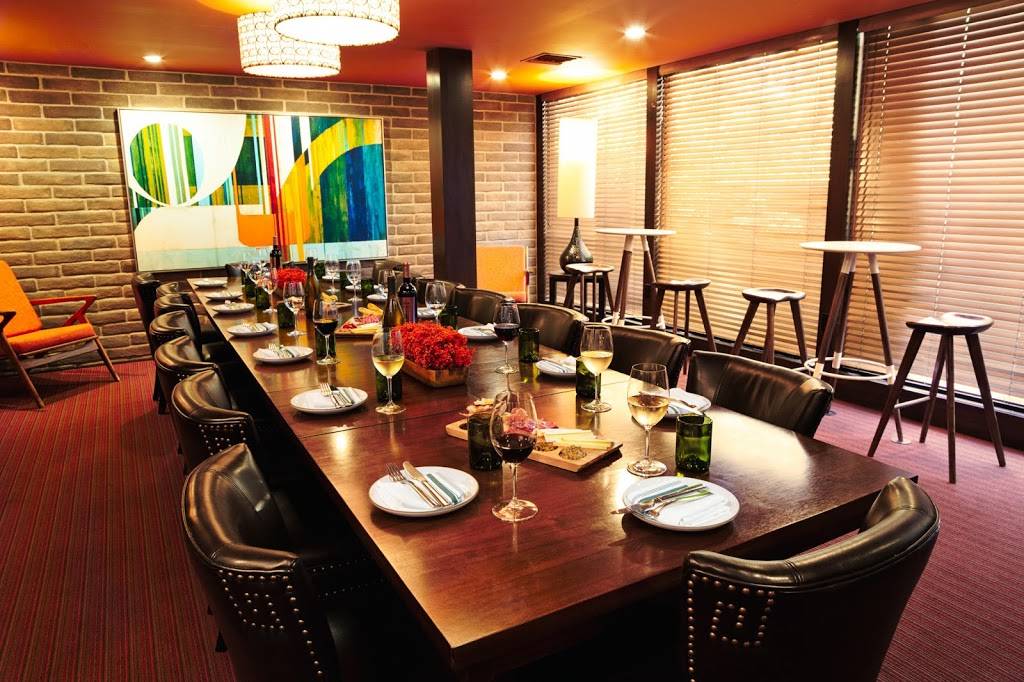 The Front Yard | restaurant | 4222 Vineland Ave, North Hollywood, CA 91602, USA | 8182557290 OR +1 818-255-7290