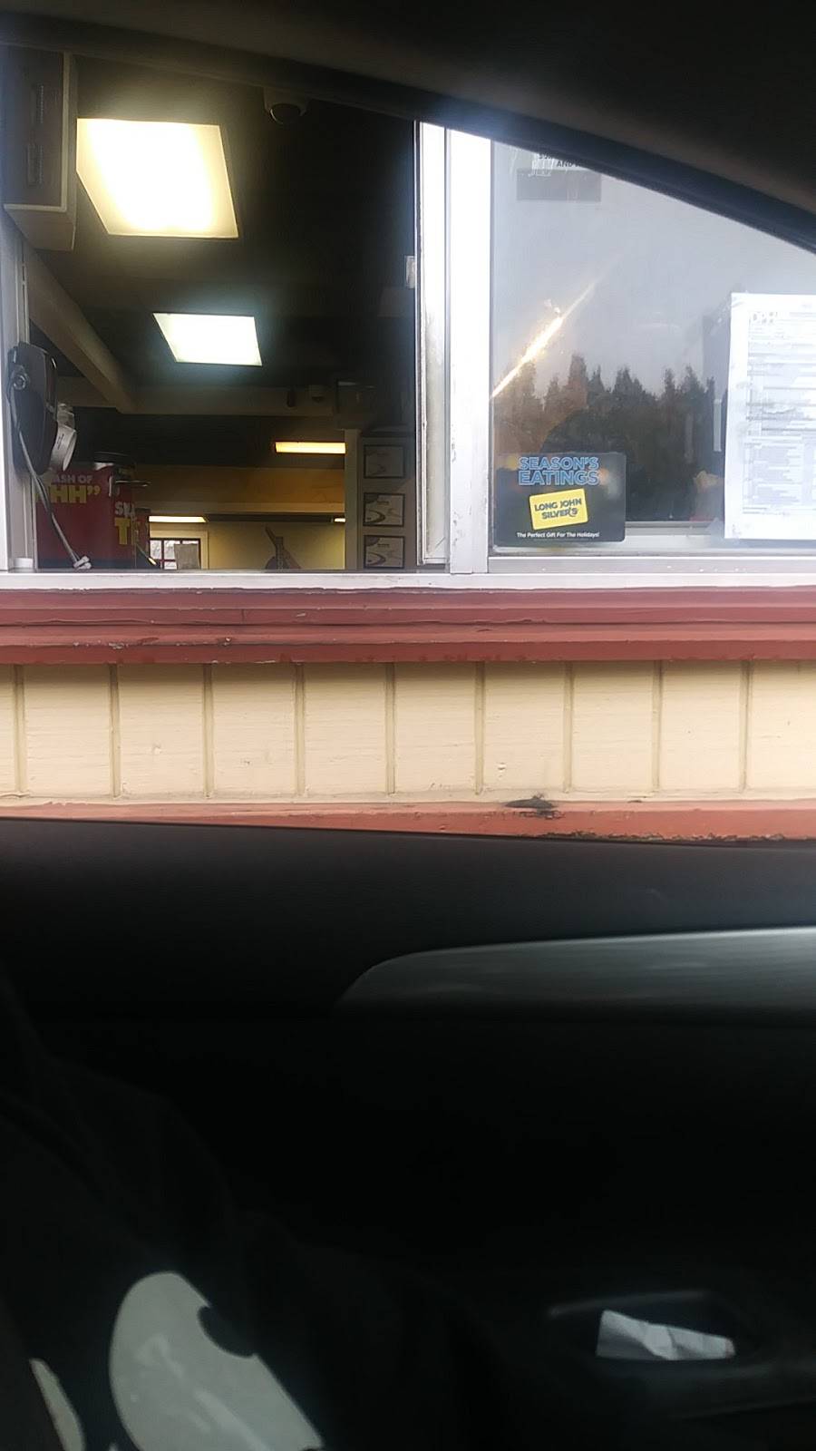 Long John Silvers | restaurant | 52 Bullsboro Dr, Newnan, GA 30263, USA | 7702530135 OR +1 770-253-0135