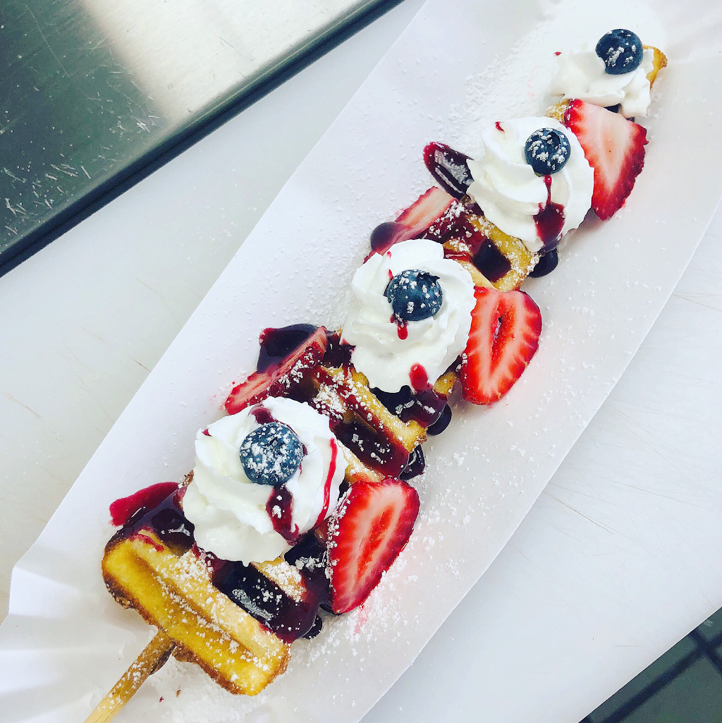 La Petite Creperie | restaurant | e, 116 Broadway, Wisconsin Dells, WI 53965, USA | 6082530712 OR +1 608-253-0712