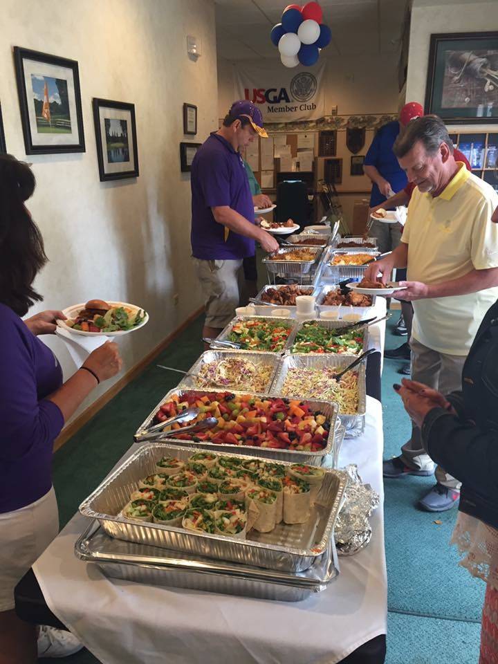 Chi-Town Dogs | restaurant | 541 B Auburn Dr., Island Lake, IL 60042, USA | 8478655179 OR +1 847-865-5179