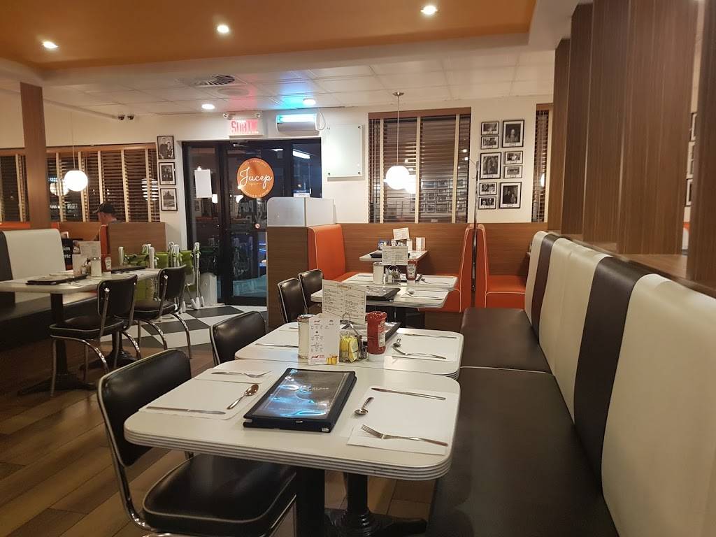 Roy Jucep | restaurant | 1050 Boulevard Saint-Joseph, Drummondville, QC J2C 2C6, Canada | 8194784848 OR +1 819-478-4848