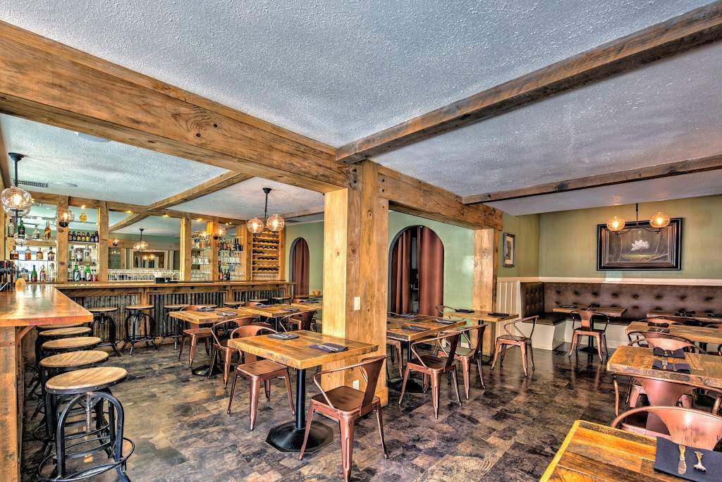 Hotel Charlotte | restaurant | 18736 Main St, Groveland, CA 95321, USA | 2099626455 OR +1 209-962-6455