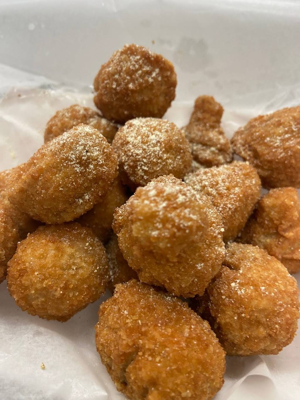 Nemos Fish Chicken Pizza | meal takeaway | 1945 E 79th St, Chicago, IL 60649, USA | 7733594244 OR +1 773-359-4244