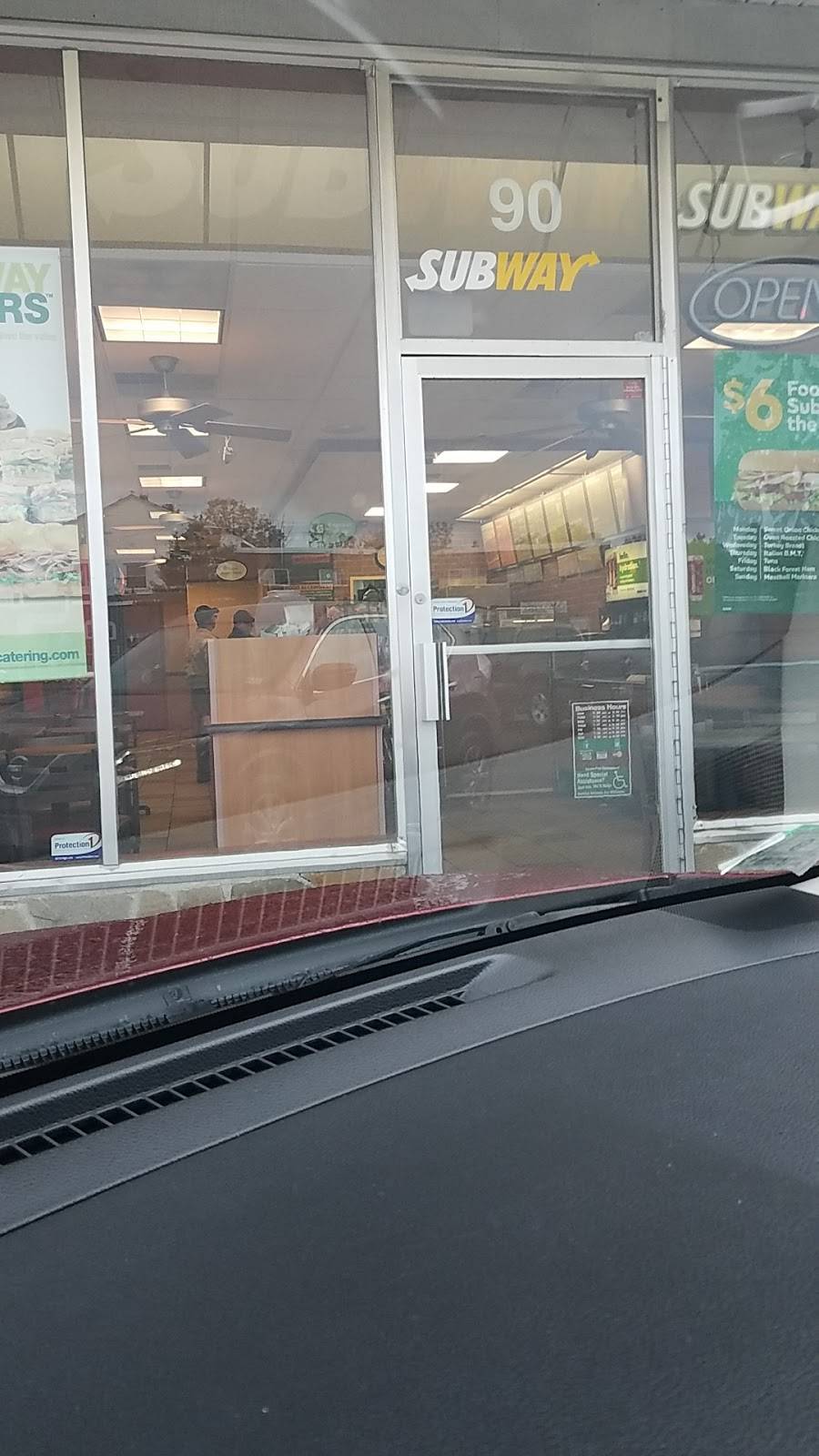 Subway | restaurant | 90 N Main St, Randolph, MA 02368, USA | 7819633434 OR +1 781-963-3434