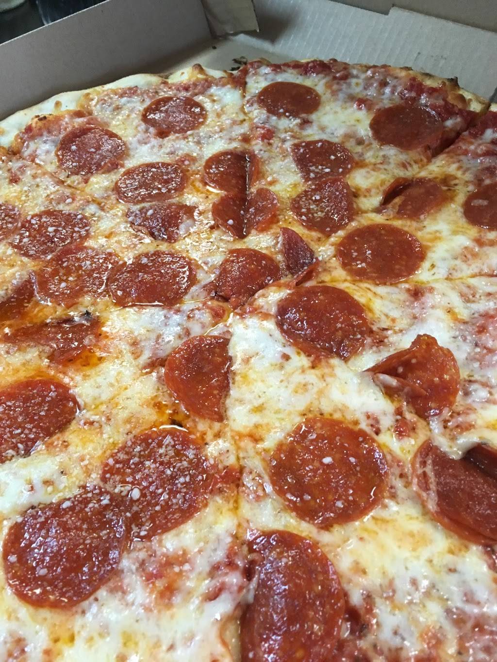 Leos Pizza | restaurant | 4065 Haverhill Rd, West Palm Beach, FL 33417, USA | 5614714955 OR +1 561-471-4955