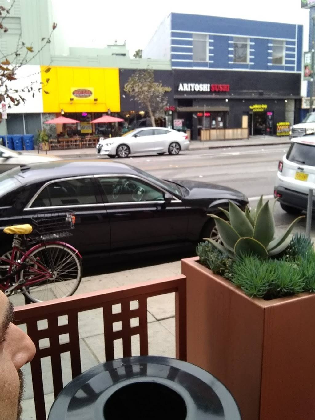 Starbucks | cafe | 5353 Wilshire Blvd, Los Angeles, CA 90036, USA | 3239392071 OR +1 323-939-2071