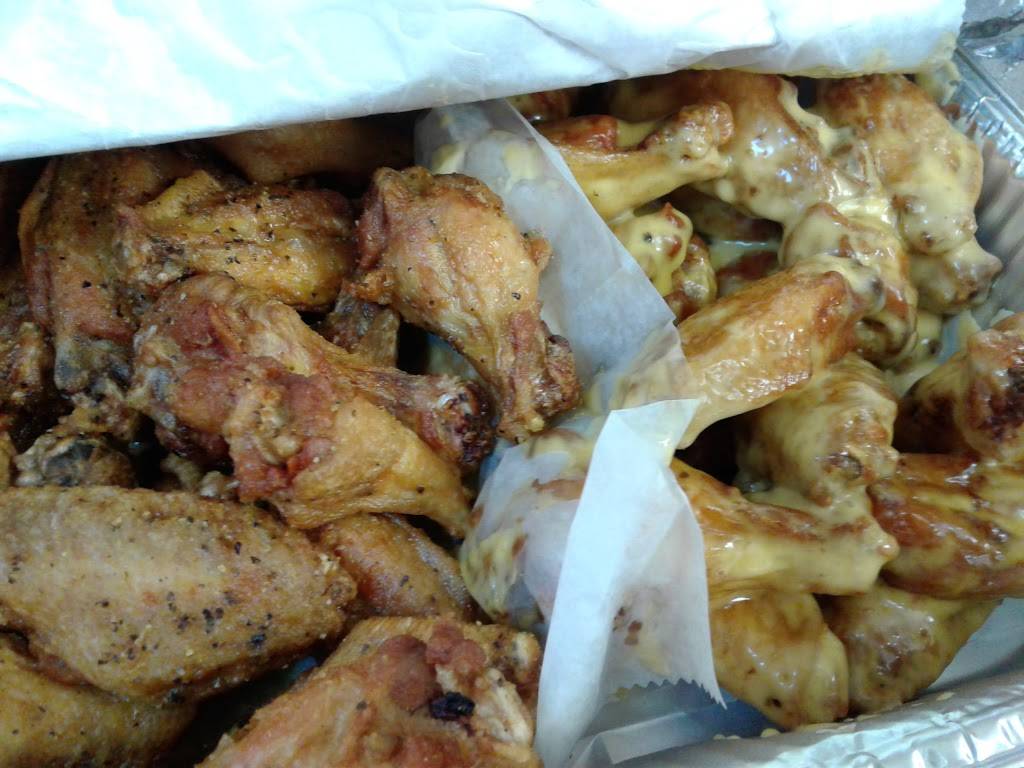 Marietta Wings & More | restaurant | 1869 Cobb Pkwy SE #450, Marietta, GA 30060, USA | 7709553130 OR +1 770-955-3130