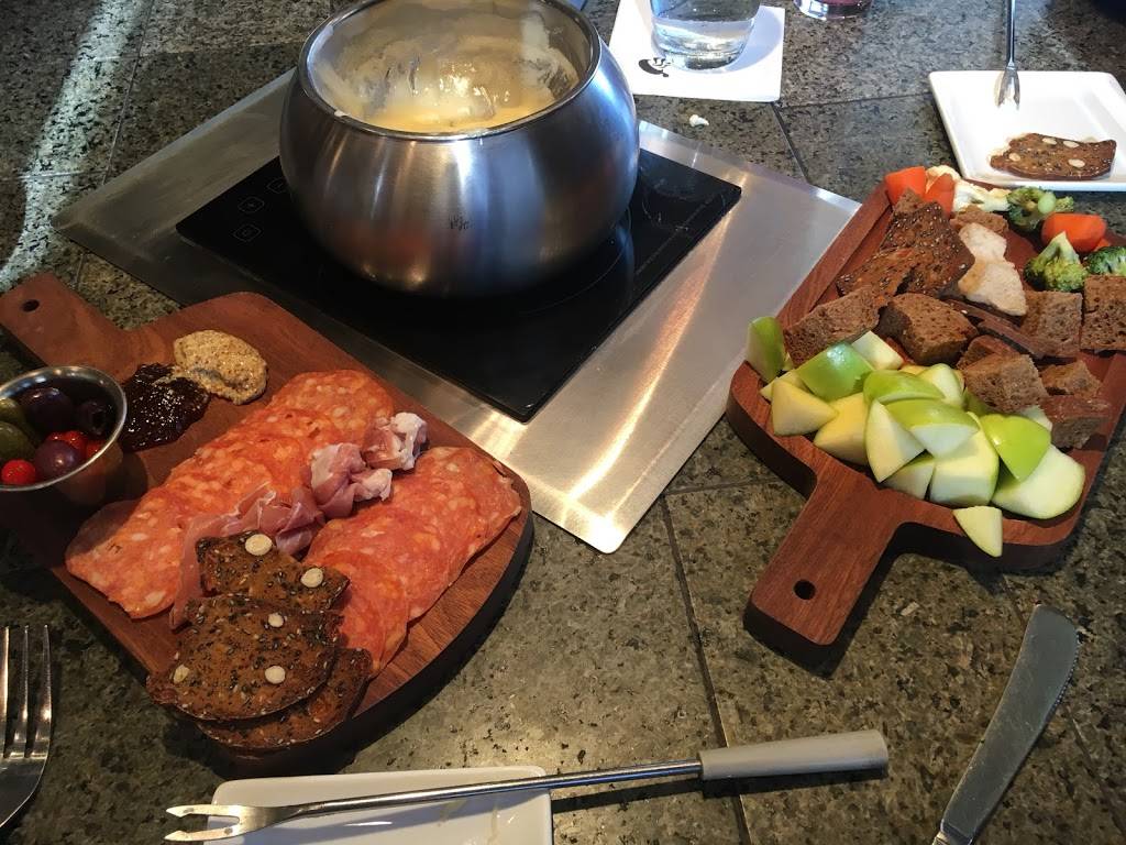 The Melting Pot - Bellevue | restaurant | 302 108th Ave NE, Bellevue, WA 98004, USA | 4256462744 OR +1 425-646-2744