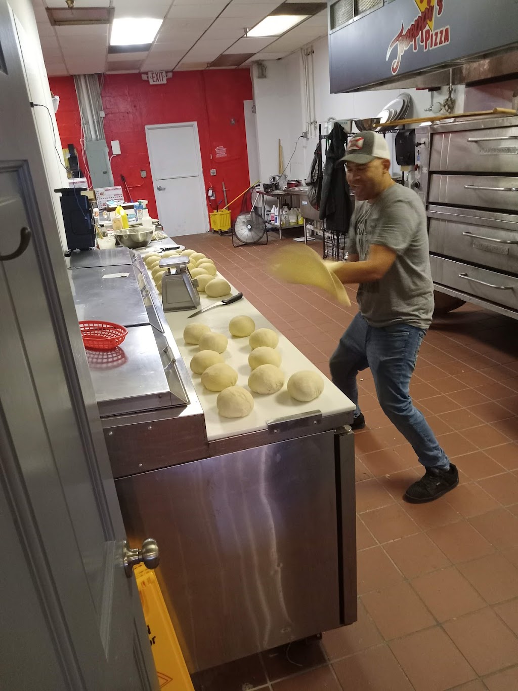 Jozeppis Pizza | restaurant | 126 W Fletcher Ave, Tampa, FL 33612, USA | 8134665782 OR +1 813-466-5782