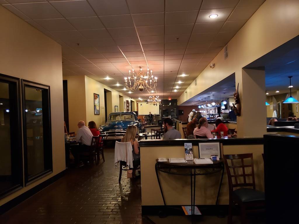 Habana Blues Tapas Restaurant | restaurant | 320 Pearl St, New Albany, IN 47150, USA | 8129449760 OR +1 812-944-9760