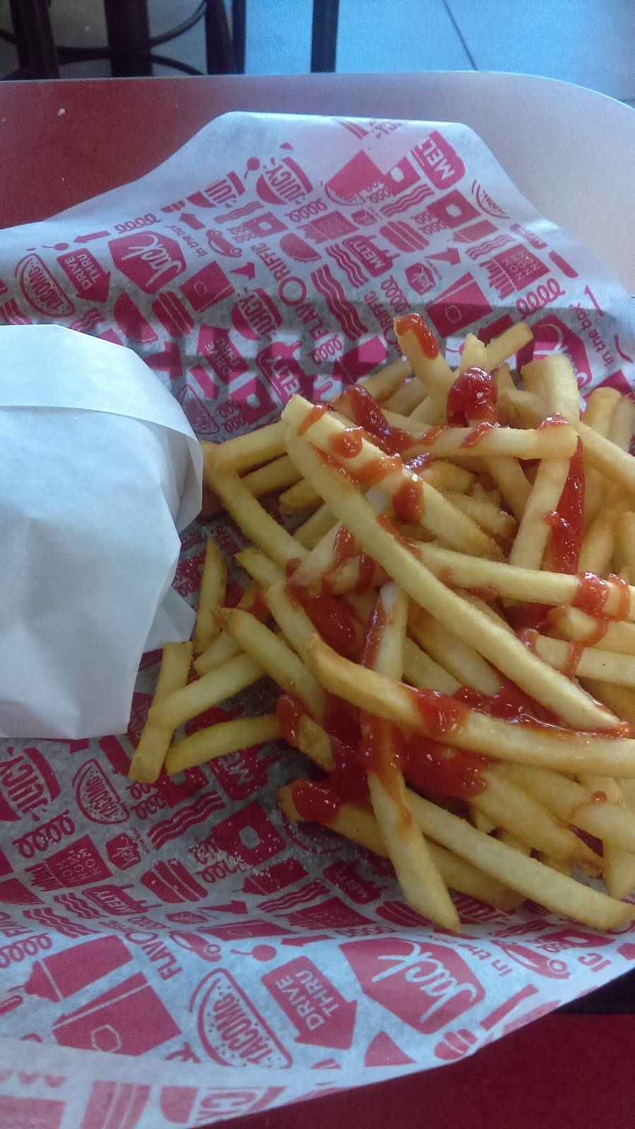 Jack in the Box | restaurant | 1382 Belt Line Rd, Garland, TX 75040, USA | 9725303831 OR +1 972-530-3831