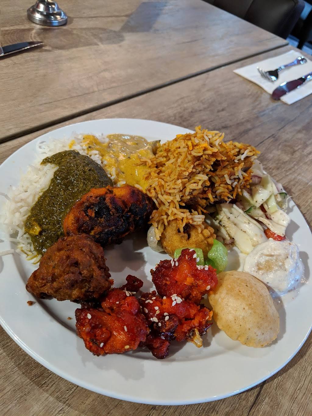 Amaya Buffet | restaurant | 300 Earl Grey Dr A20, Kanata, ON K2T 1C1, Canada | 6136720786 OR +1 613-672-0786