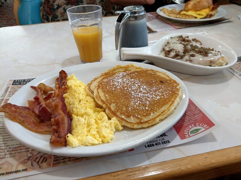 Spring House Family Restaurant | restaurant | 3841 US-17 BUS, Murrells Inlet, SC 29576, USA | 8433572785 OR +1 843-357-2785