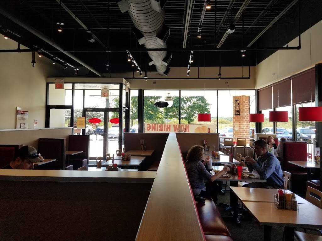 Smashburger | restaurant | 1 Rice Lake Square, Wheaton, IL 60189, USA | 6308713392 OR +1 630-871-3392
