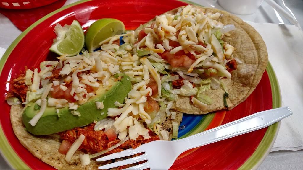 Taqueria Aurelios | restaurant | 956 Roosevelt Rd, West Chicago, IL 60185, USA | 6302933774 OR +1 630-293-3774