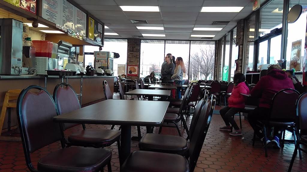 Chicken-N-Spice | restaurant | 251 N Chicago St, Joliet, IL 60432, USA | 8157271100 OR +1 815-727-1100