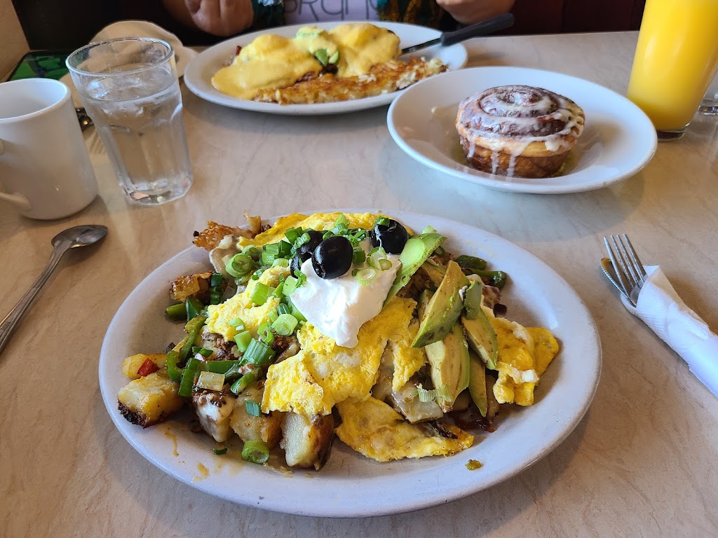 Kristinas Restaurant | restaurant | 250 W 5th St, Eureka, CA 95501, USA | 7074443322 OR +1 707-444-3322