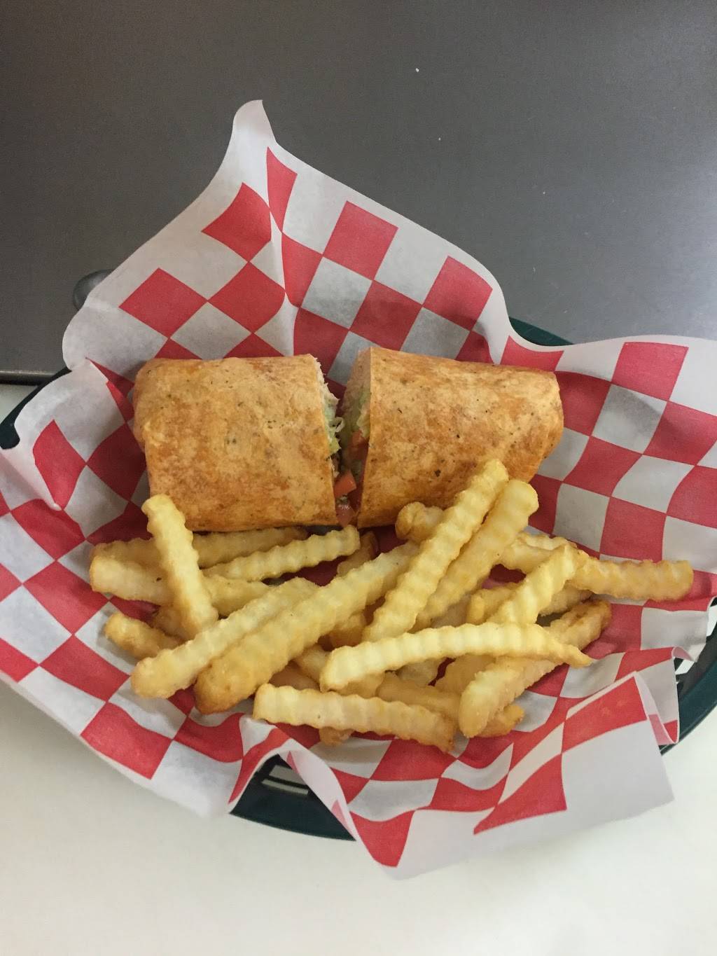 Antonios Pizzeria & Ice Cream | restaurant | 2437 Nazareth Road:, 25th Street Shopping Center, Easton, PA 18045, USA | 6102509811 OR +1 610-250-9811