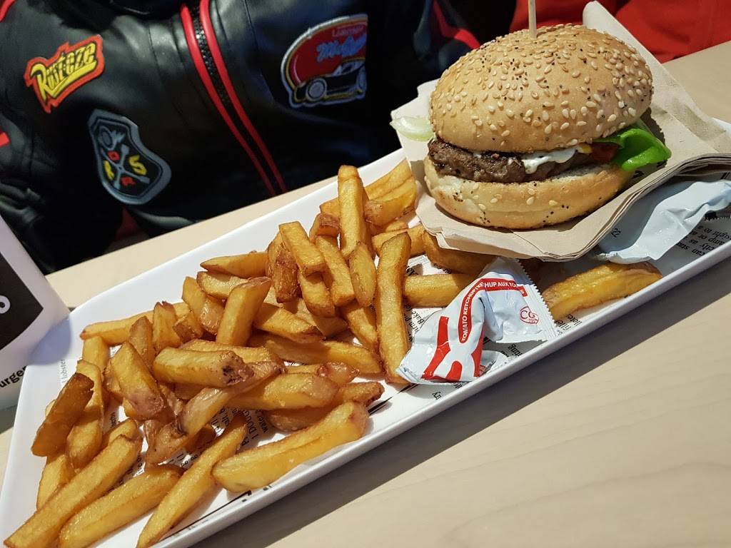 Hero Certified Burgers | restaurant | Shopping Centre, 8750 Bayview Ave, Richmond Hill, ON L4B 4V9, Canada | 9057092844 OR +1 905-709-2844