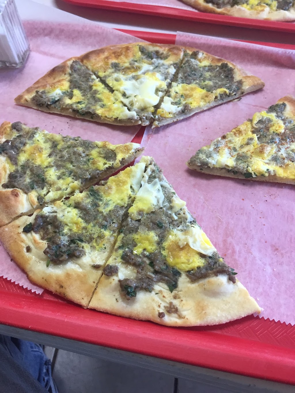 Zaatar W Zeit | restaurant | 10303 W Warren Ave, Dearborn, MI 48126, USA | 3139451200 OR +1 313-945-1200