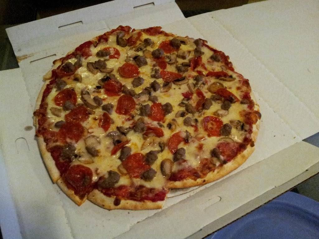 Di Stefanos Pizza Palace | restaurant | 4630 W Forest Home Ave, Milwaukee, WI 53219, USA | 4143219600 OR +1 414-321-9600