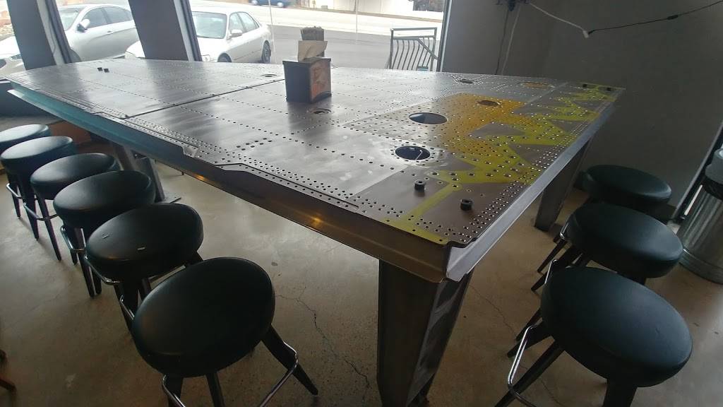 FiiZ Drinks | restaurant | 2631 N Hill Field Rd, Layton, UT 84041, USA | 8018206009 OR +1 801-820-6009