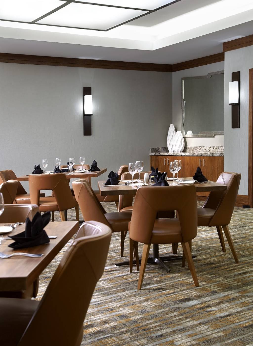 Braise Contemporary Southern | restaurant | 4500 Marriott Dr, Raleigh, NC 27612, USA | 9195715330 OR +1 919-571-5330