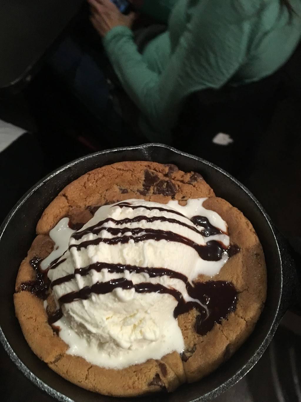 The Chicago Teachers Lounge & Eatery | restaurant | 2525 W Division St, Chicago, IL 60622, USA | 7733668700 OR +1 773-366-8700