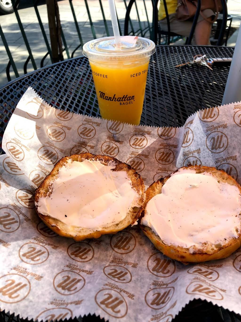 Manhattan Bagel | bakery | 913 Dana Dr, Redding, CA 96003, USA | 5302222221 OR +1 530-222-2221