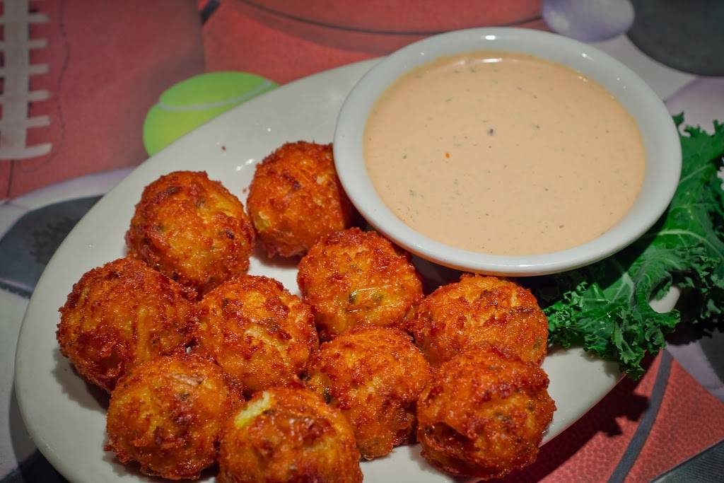 Maxs Sports Bar | restaurant | 6727 N 47th Ave, Glendale, AZ 85301, USA | 6239371671 OR +1 623-937-1671