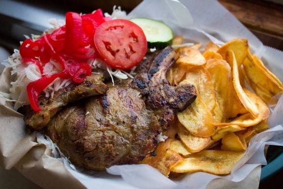 El Pollo Con Tajadas | restaurant | 12792 Veterans Memorial Dr, Houston, TX 77014, USA | 2818365854 OR +1 281-836-5854