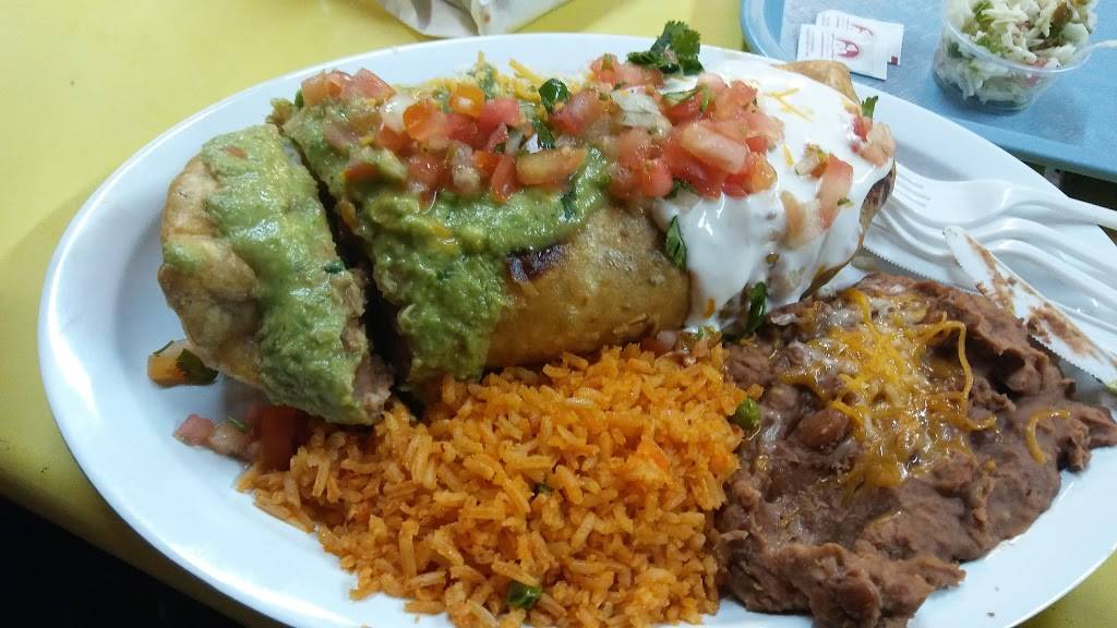 Salsitas Mexican Food | restaurant | 6120 N 59th Ave, Glendale, AZ 85301, USA | 6234352900 OR +1 623-435-2900