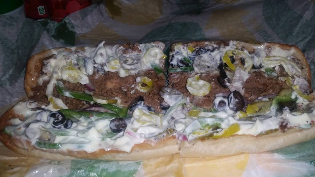 Subway | restaurant | 9169 W Lake City Rd, Houghton Lake, MI 48629, USA | 9894222004 OR +1 989-422-2004