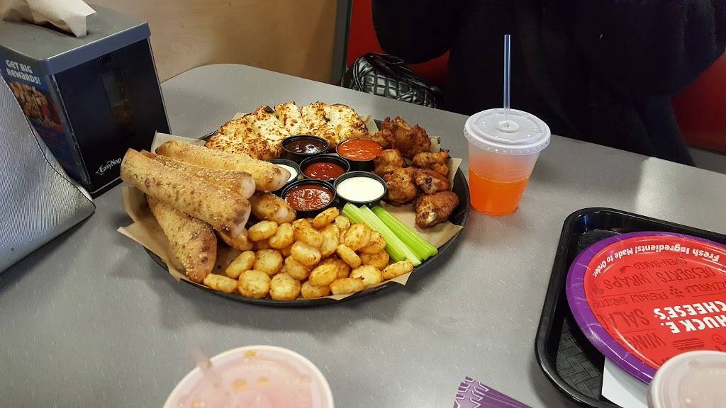 Chuck E. Cheese | restaurant | 521 Boardman Poland Rd, Boardman, OH 44512, USA | 3306299929 OR +1 330-629-9929