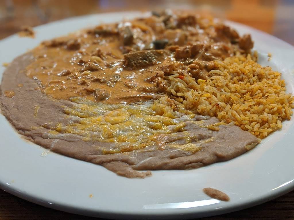 Serranos Mexican Bar & Grill | restaurant | 1079 East, US-24, Woodland Park, CO 80863, USA | 7196877150 OR +1 719-687-7150