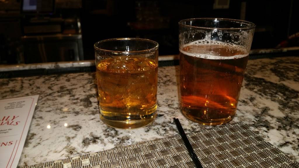 Stone Wall Tavern | restaurant | 17276 Valley Mall Rd, Hagerstown, MD 21740, USA | 2406549255 OR +1 240-654-9255