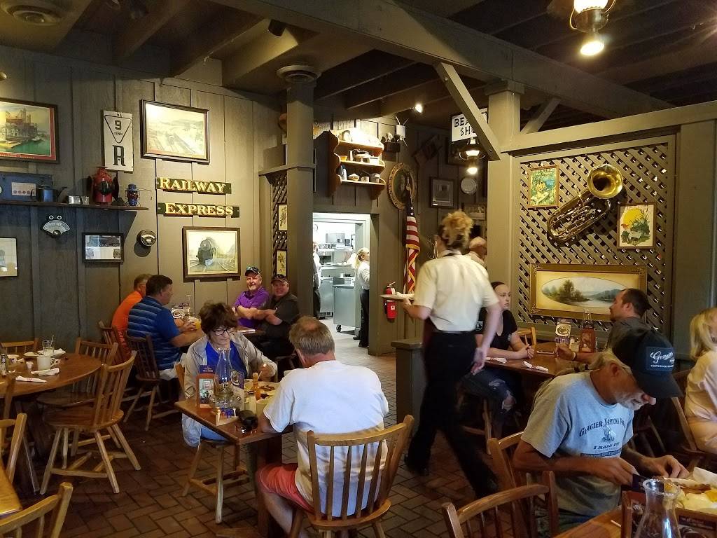 Cracker Barrel Old Country Store | restaurant | 7810 Interstate Dr, Erie, PA 16509, USA | 8148682500 OR +1 814-868-2500