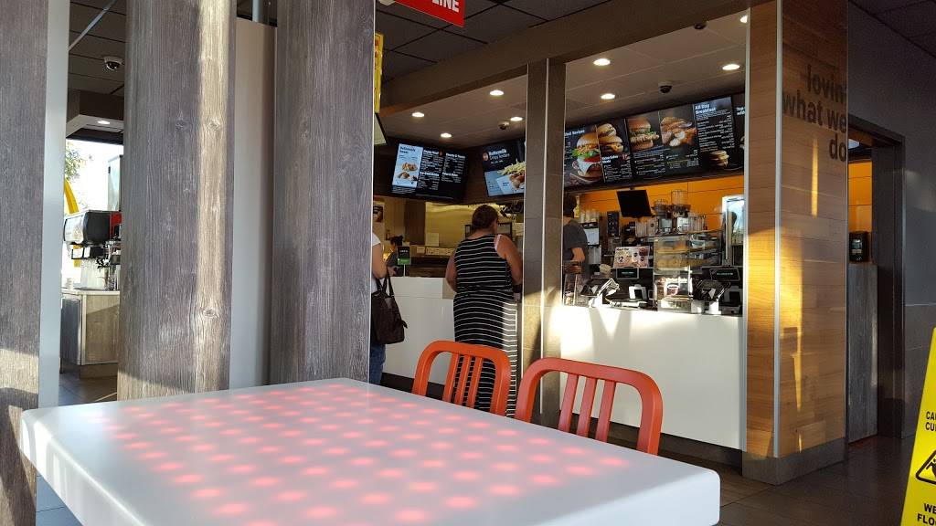 McDonalds | cafe | 2452 Bryan Ave, Tustin, CA 92782, USA | 7148322699 OR +1 714-832-2699
